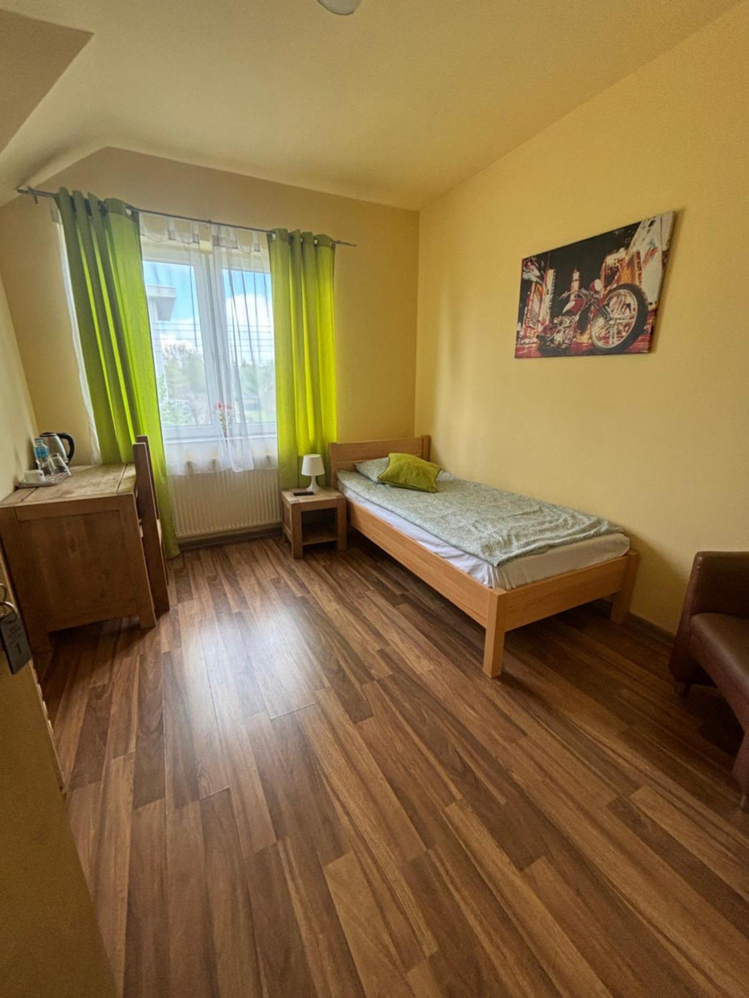 Bedrooms 3 Maja 15A Łódź Eksteriør bilde